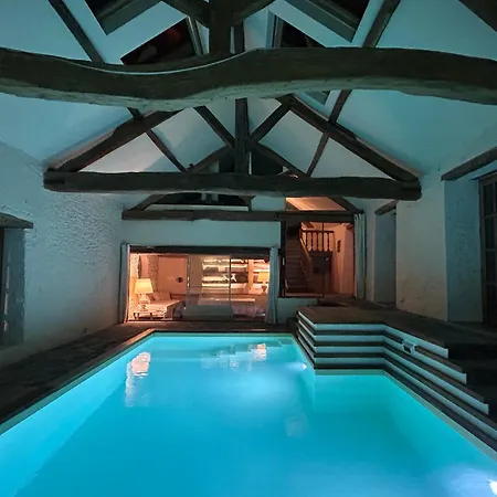 Maison De Charme Piscine Interieure *
